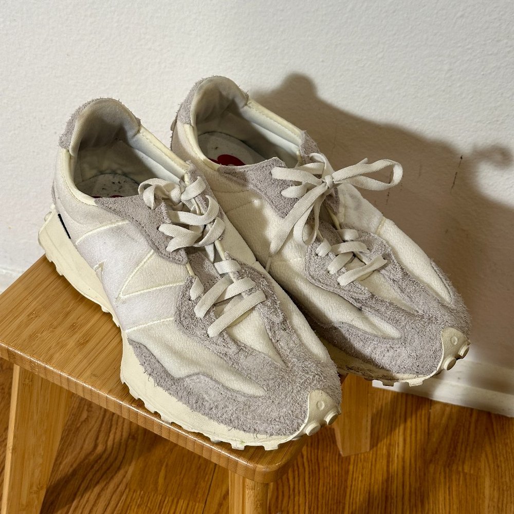 New Balance 327
